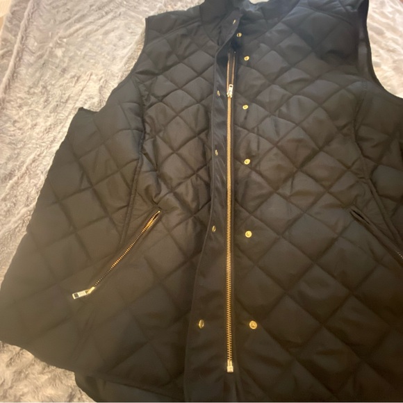 Black Quilted Vest by Crown & Ivy. EUC - Picture 7 of 9